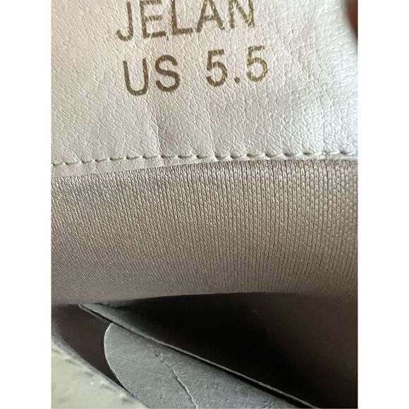 Shoe Dazzle Jelan Calf Boots * Beige * Sz 5.5 NWOT - Picture 10 of 10